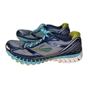 Brooks Women’s Ghost 6 Running Shoe Size 9.5 B Blue Green.